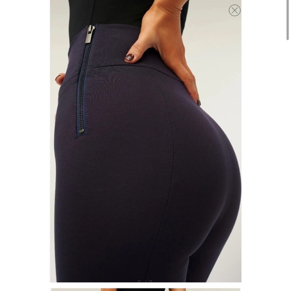 NWT Good American Boss Pant - Picture 2 of 10